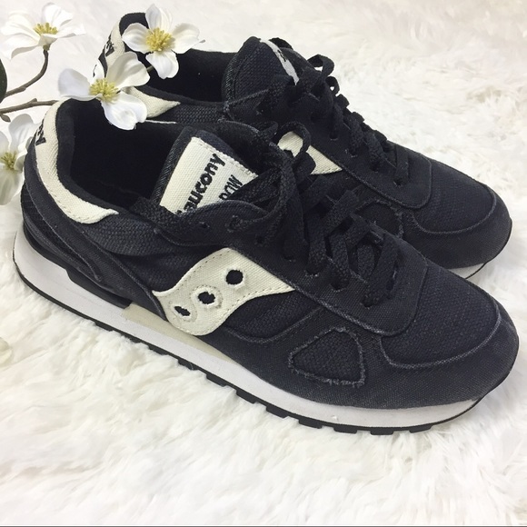 saucony shadow vegan black